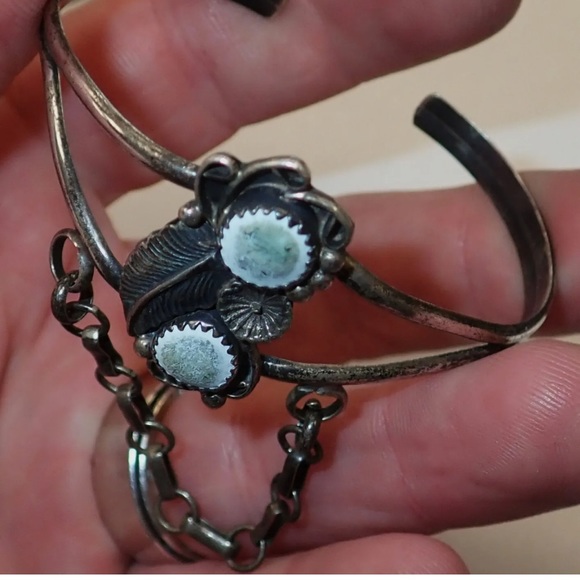 Vintage Signed Native American Navajo Sterling Silver and Larimer Cuff Bracelet - Picture 5 of 5